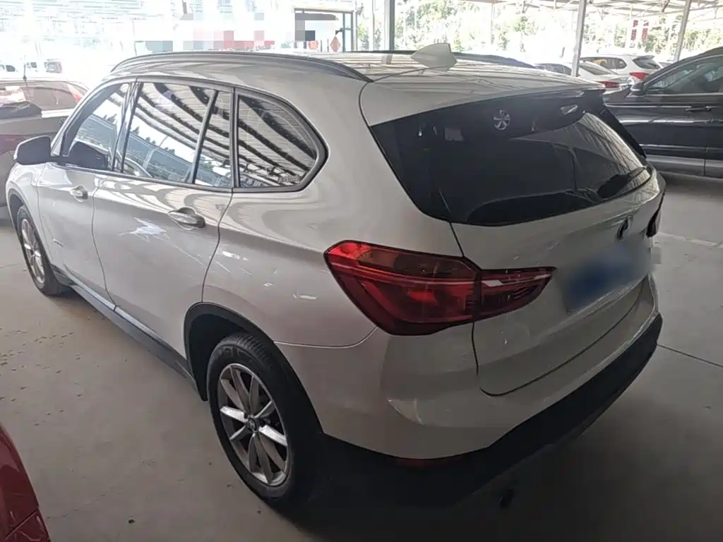 BMW X1 — миниатюра 5