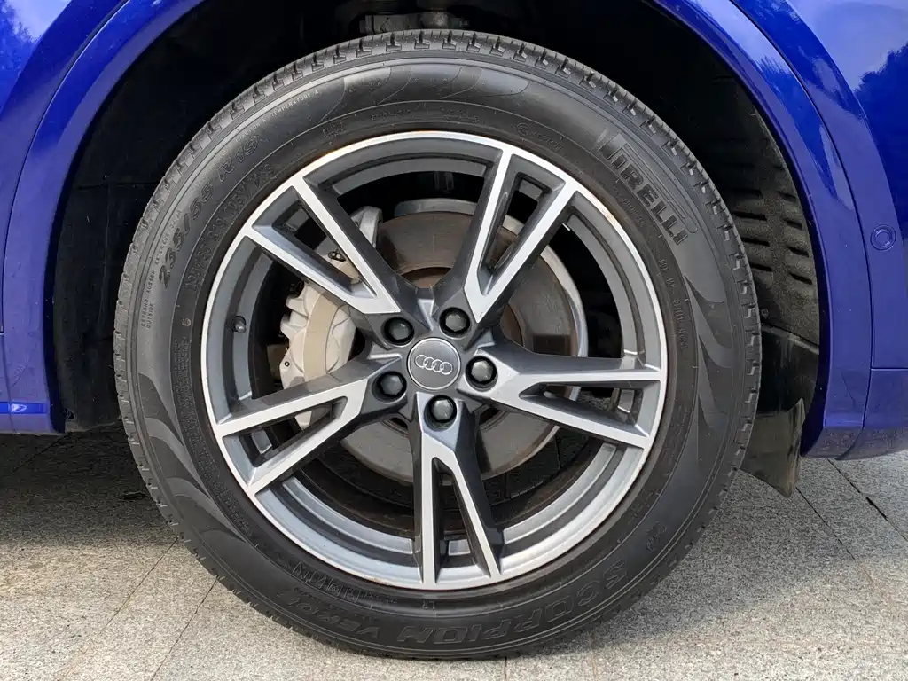 Audi Q5L — миниатюра 11
