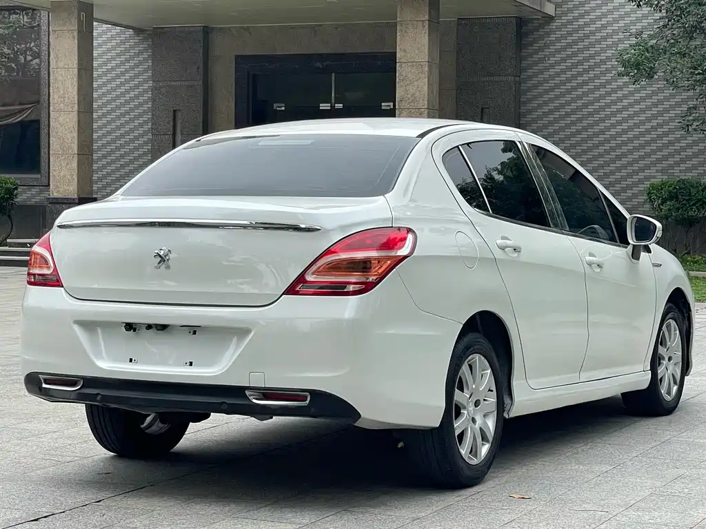 Peugeot 308 — миниатюра 13