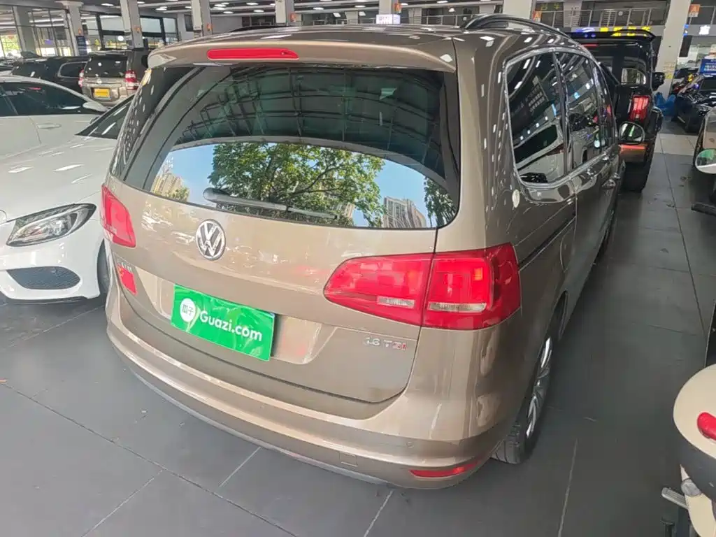 Volkswagen Sharan — миниатюра 7