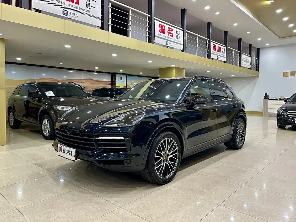 PORSCHE CAYENNE