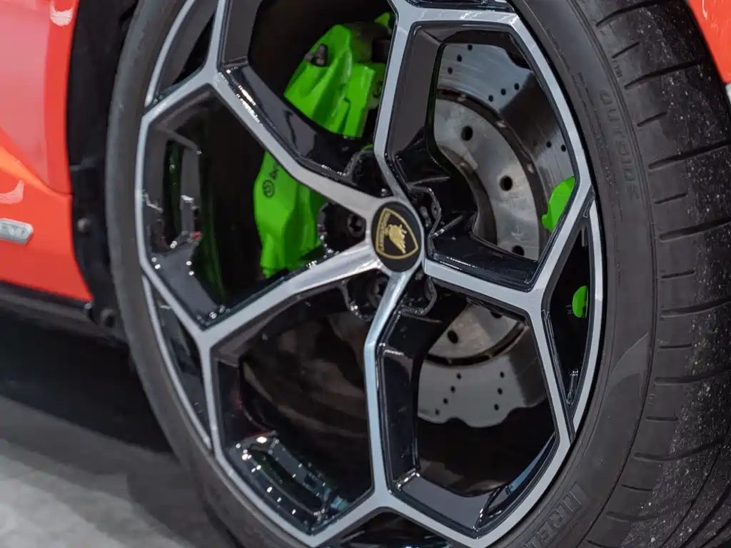 LAMBORGHINI HURACÁN