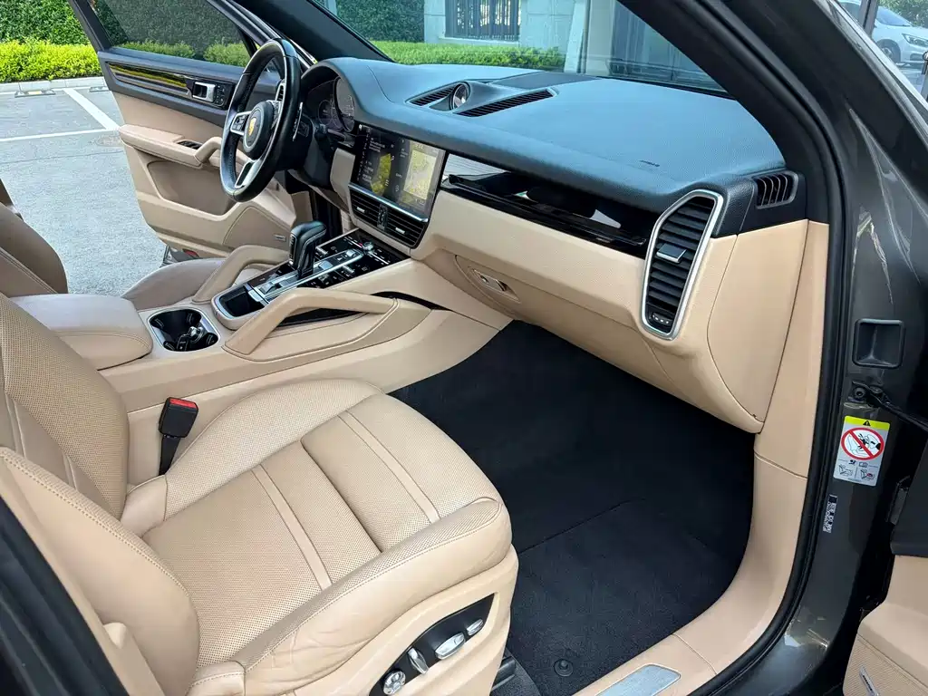 Porsche Cayenne 2019 Cayenne 3.0T