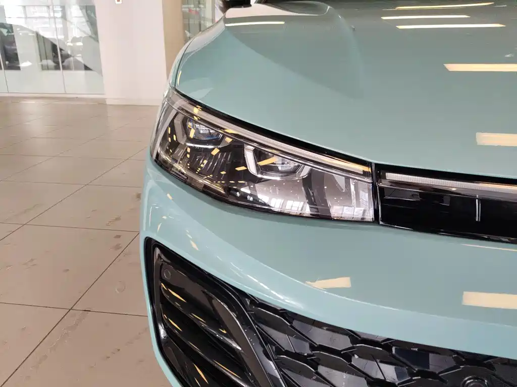 Volkswagen Passat 2025 Pro 380TSI