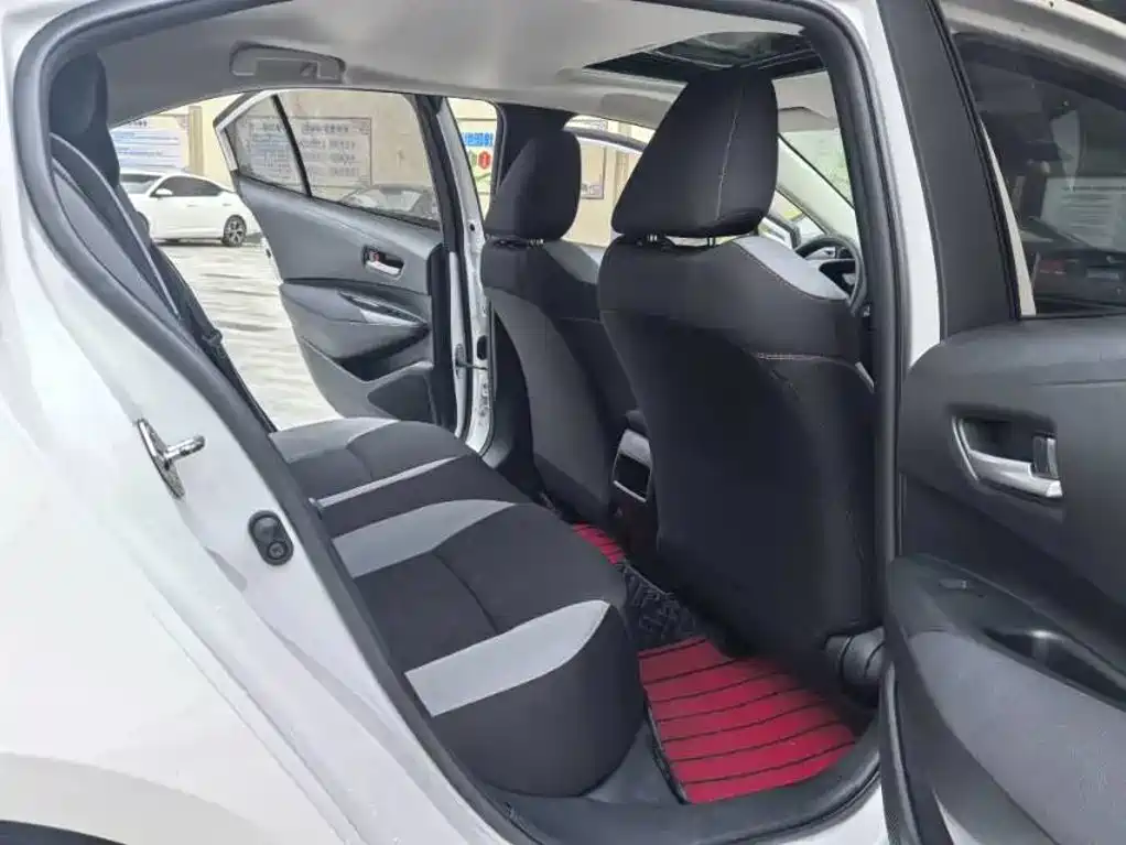 Toyota Corolla — миниатюра 14