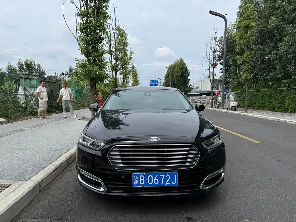 Ford Taurus — миниатюра 3