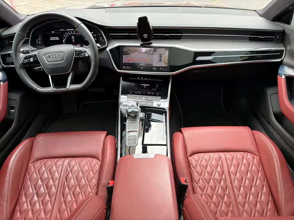 Audi A7L 2022 45 TFSI quattro S-line