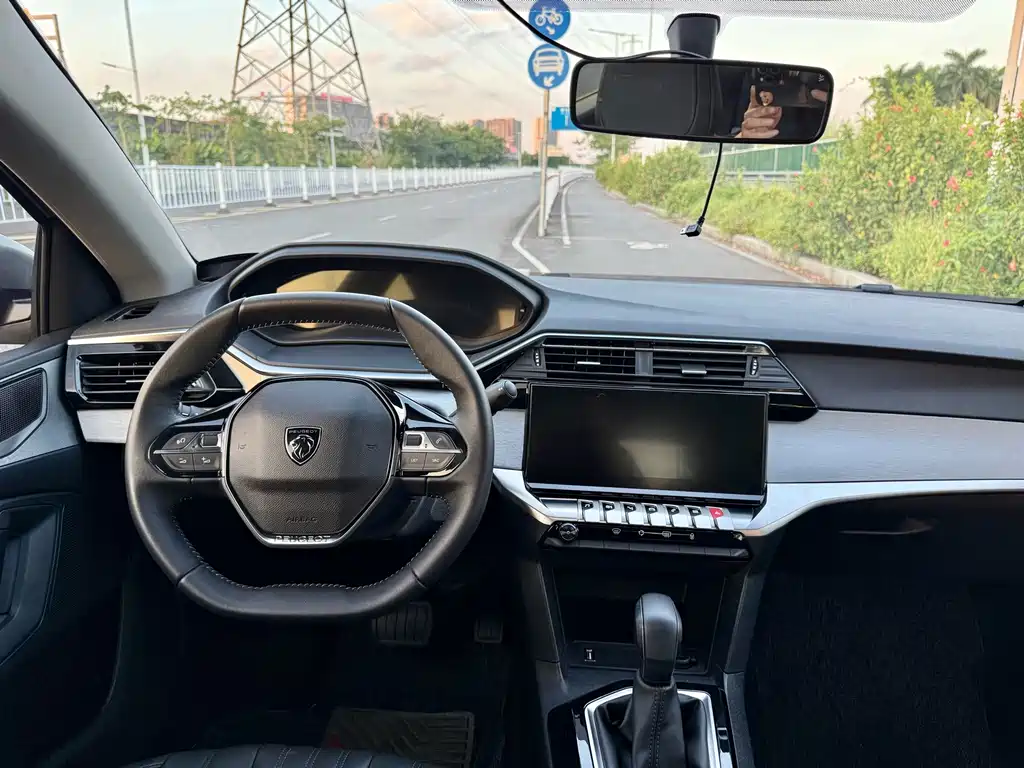Peugeot 408 — миниатюра 16