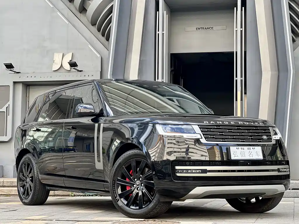 Land Rover Range Rover 2023 3.0 L6 400PS мест Long Wheelbase