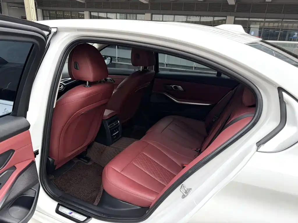 BMW 3 Series — миниатюра 9