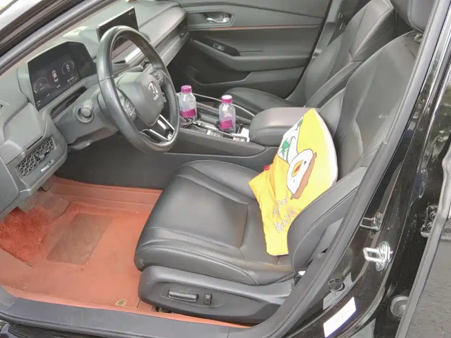 Honda Accord — миниатюра 9