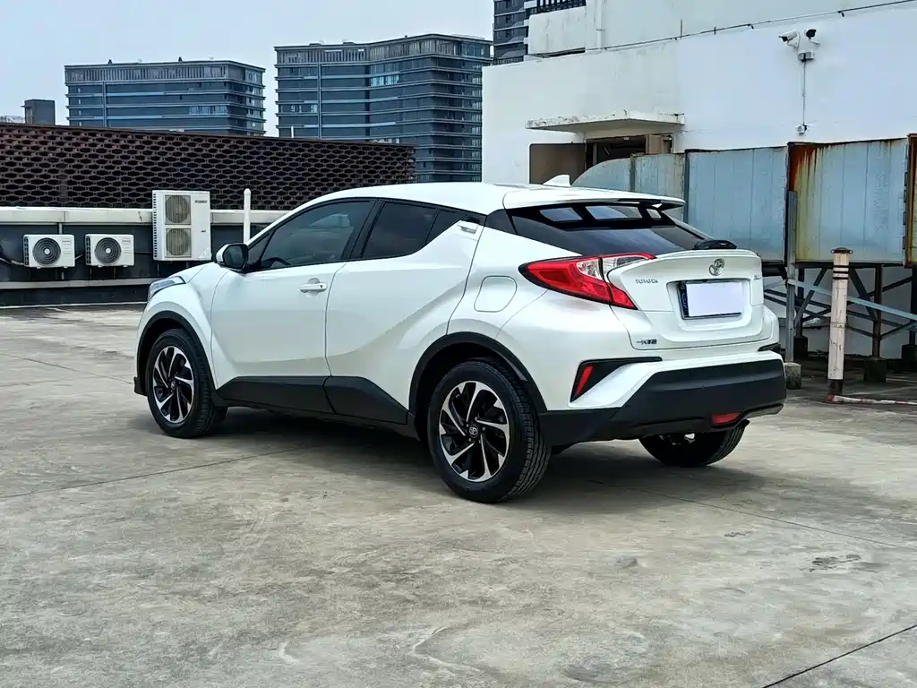 Toyota Izoa 2018 2.0L V