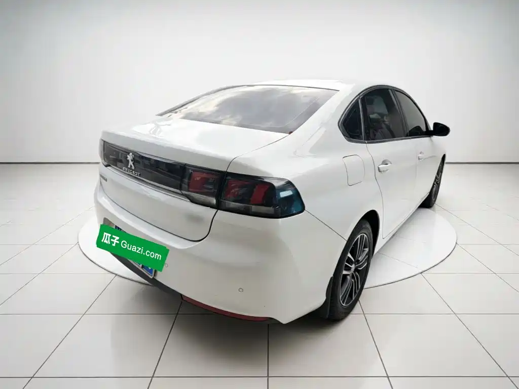 Peugeot 308 — миниатюра 4