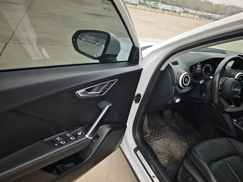Audi Q2L — миниатюра 11