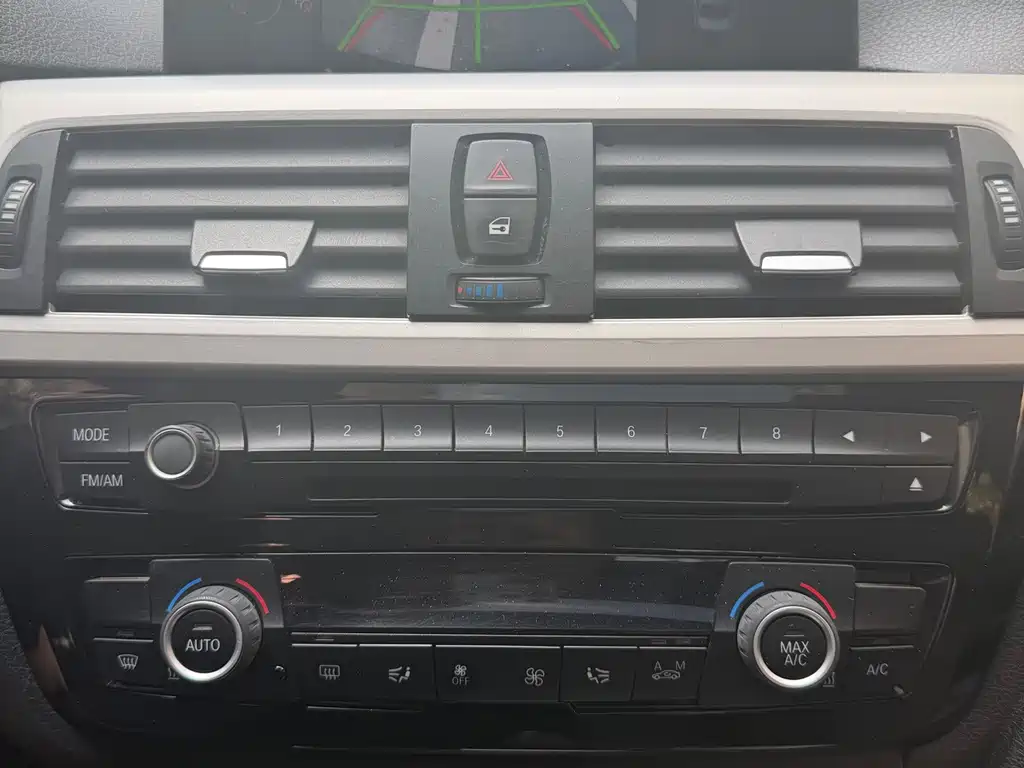 BMW 3 Series — миниатюра 16
