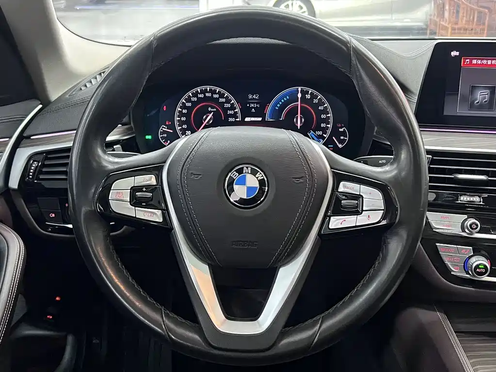 BMW 5 SERIES NEW ENERGY