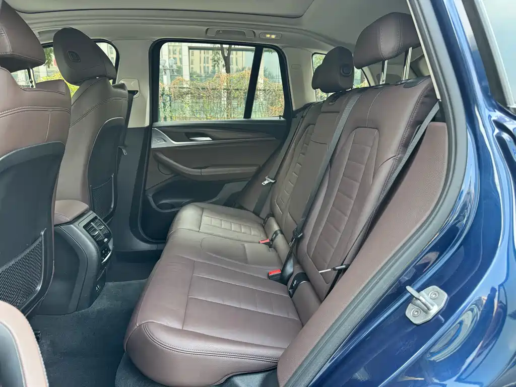BMW X3 — миниатюра 29