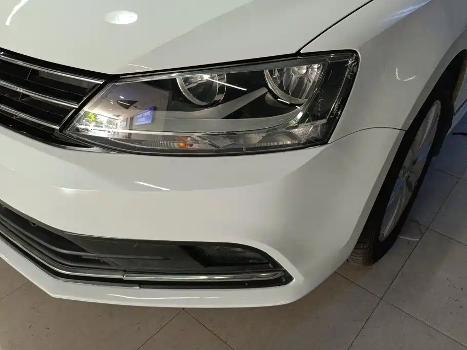 Volkswagen Sagitar — миниатюра 5