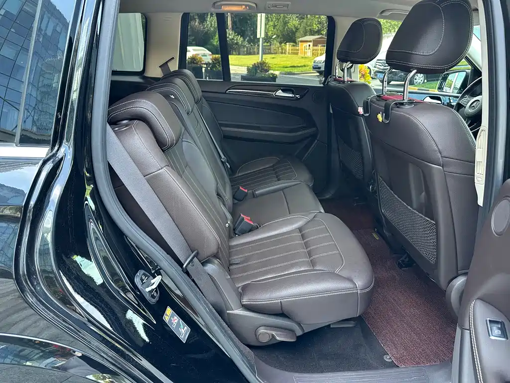Mercedes-Benz GLS — миниатюра 7