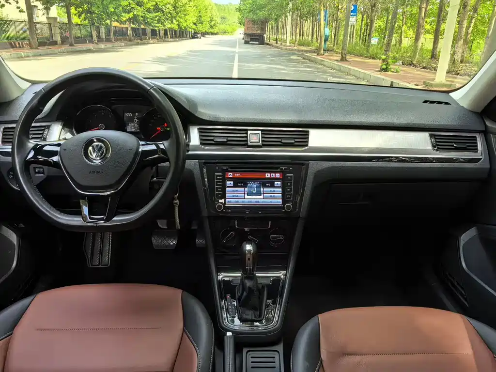 Volkswagen Bora — миниатюра 9