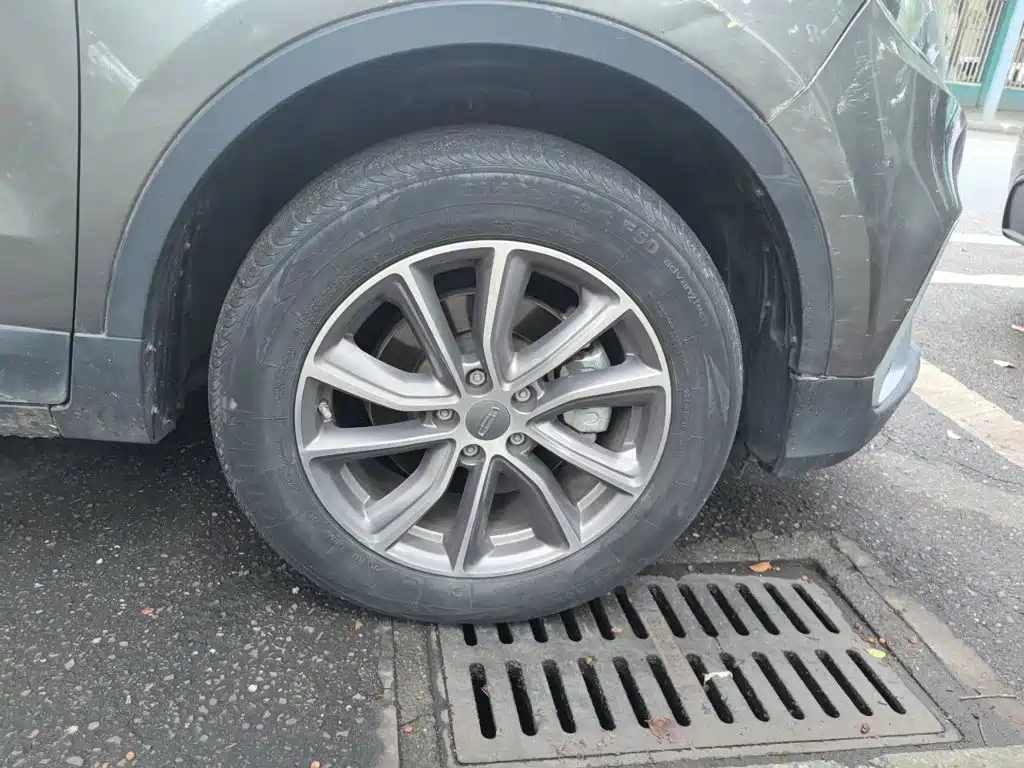 Geely Boyue — миниатюра 24