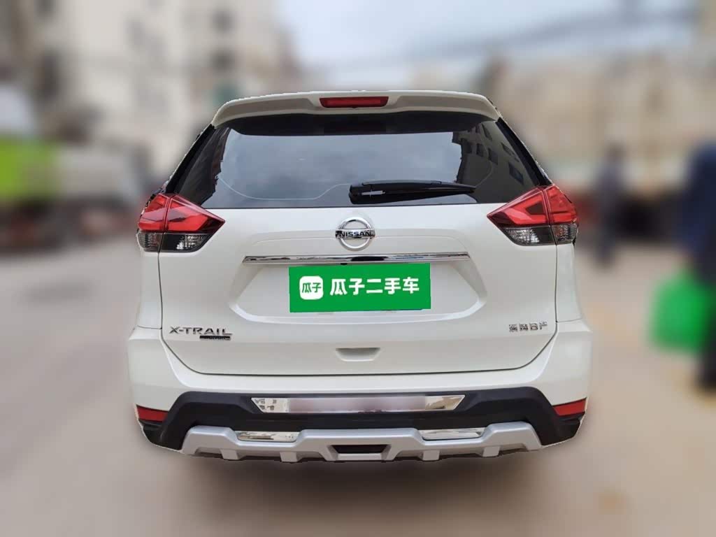 Nissan X-Trail 2.0 л 2023 г. Белый, пробег 11500 км