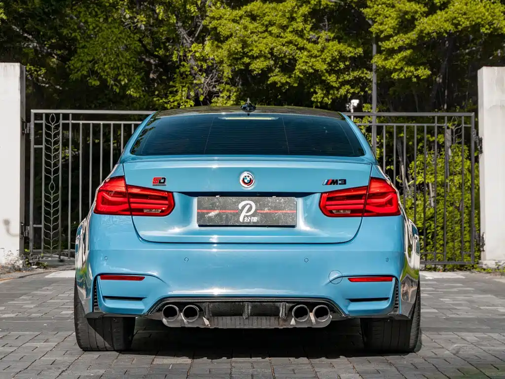 BMW M3 — миниатюра 11
