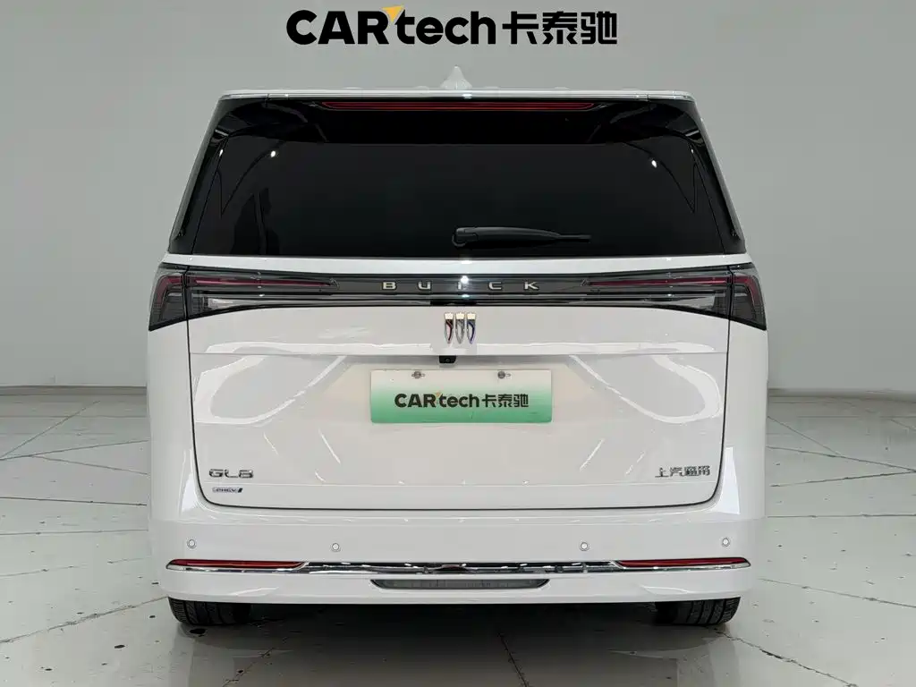Buick GL8 Hybrid — миниатюра 6