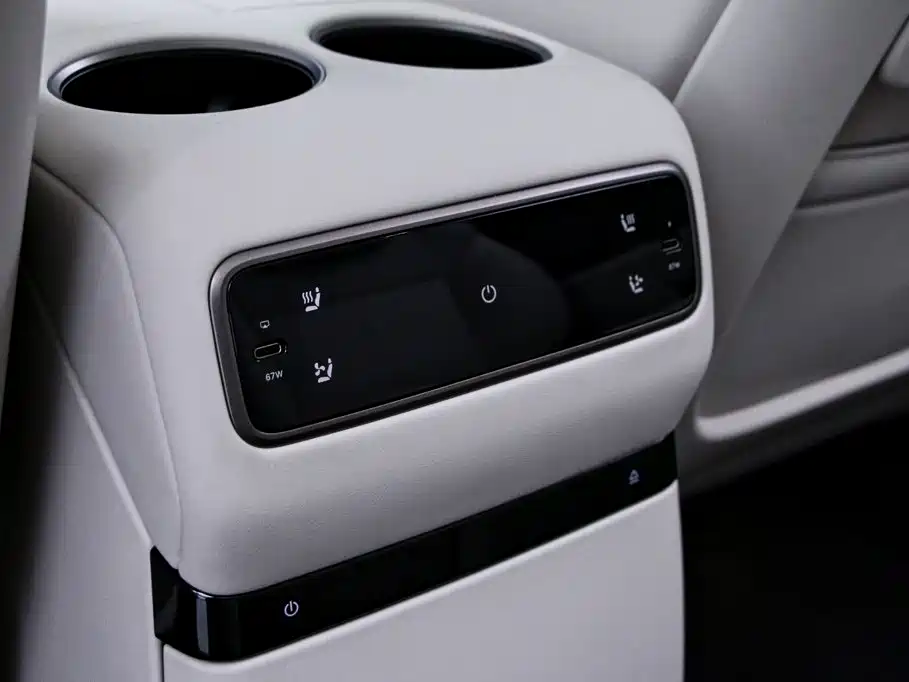 Li Auto Li i8 — миниатюра 15