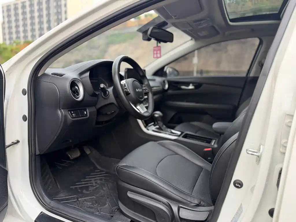 Kia K3 — миниатюра 4