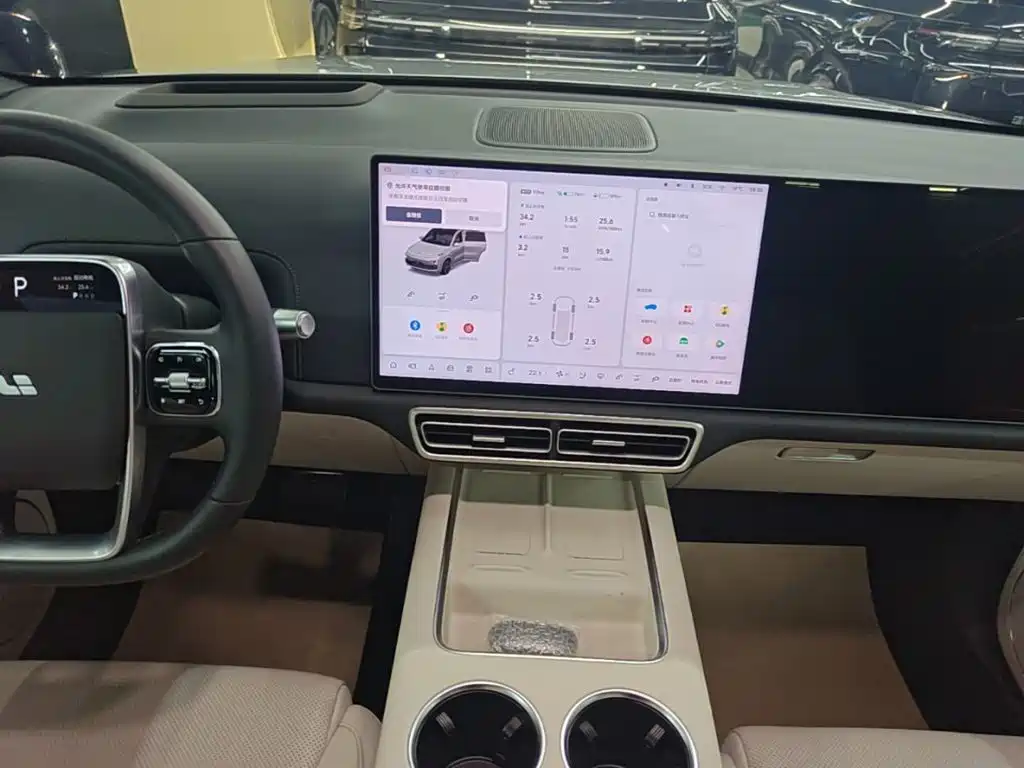 Li Auto Li L8 — миниатюра 13