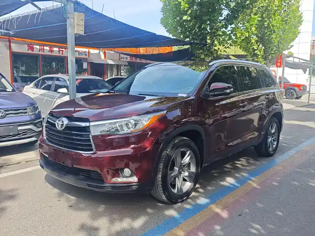 TOYOTA HIGHLANDER 2017