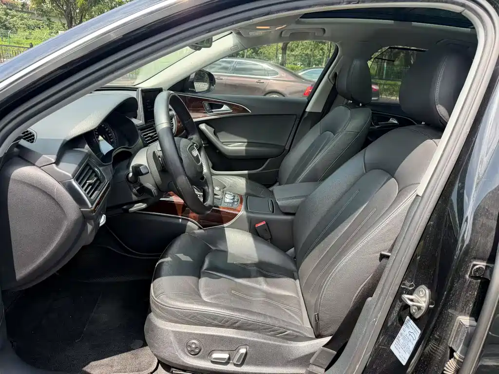 Audi A6L — миниатюра 6