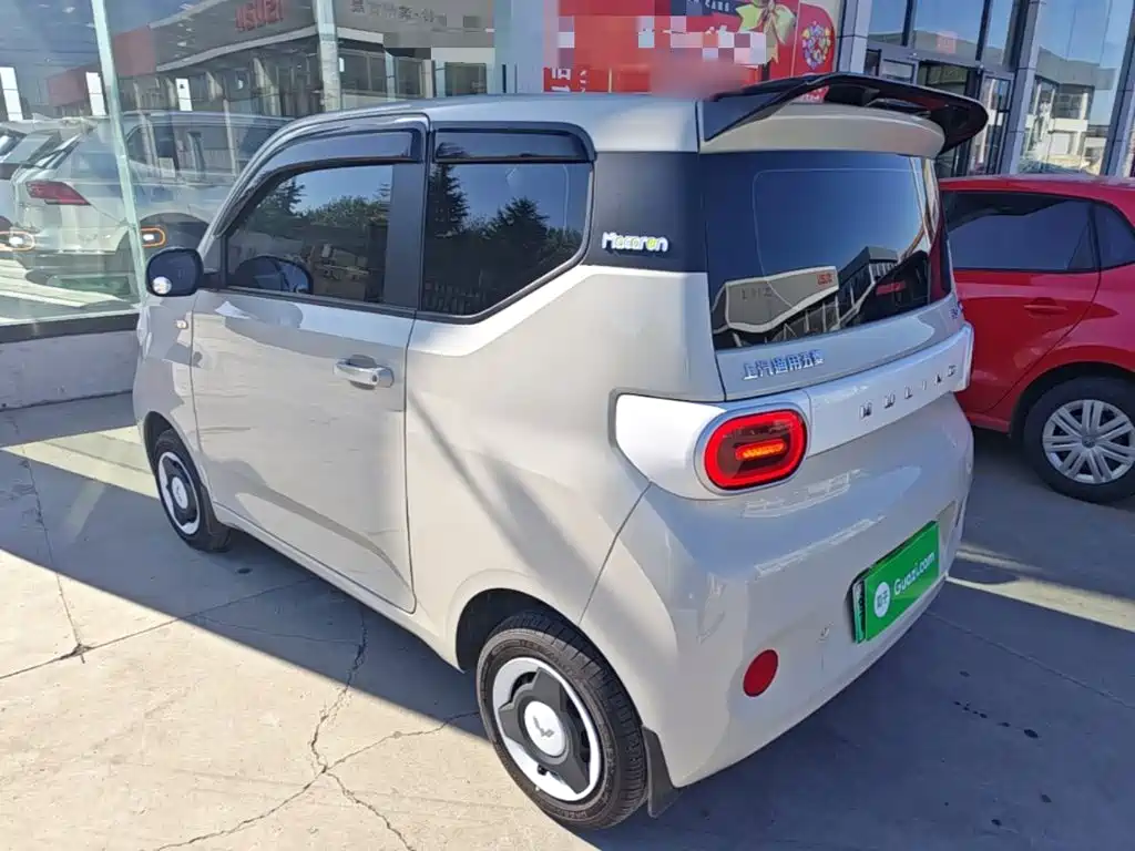 Wuling MINIEV — миниатюра 5