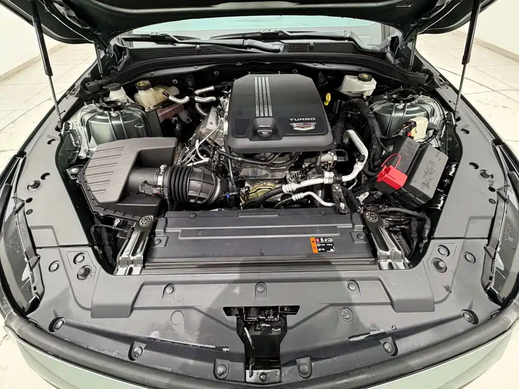 Cadillac CT5 — миниатюра 12