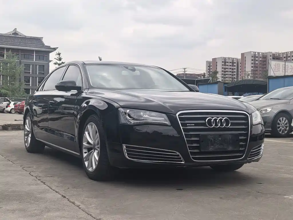 Audi A8 — миниатюра 3
