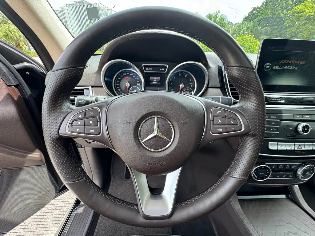 MERCEDES-BENZ GLE