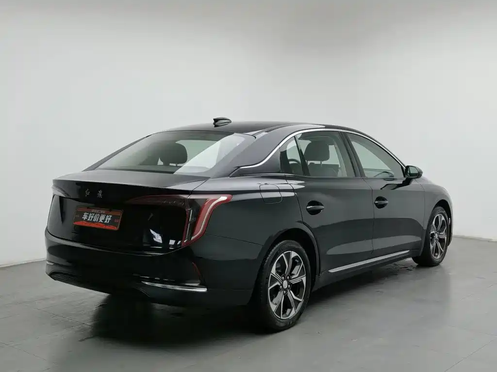 Hongqi Hongqi E-QM5 — миниатюра 2