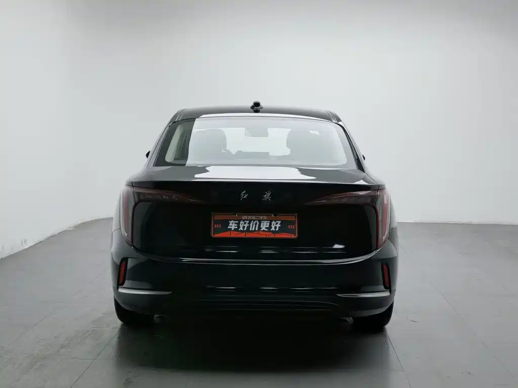 Hongqi Hongqi E-QM5 — миниатюра 4