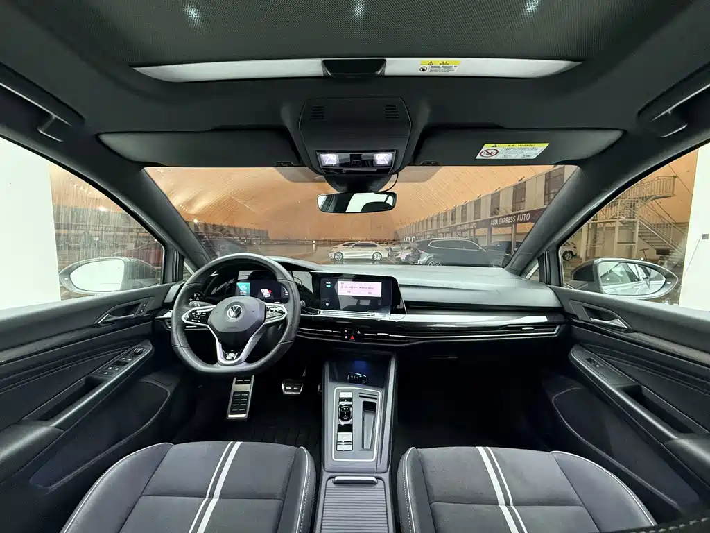 Volkswagen Golf — миниатюра 10