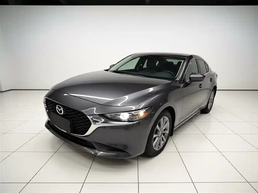 Mazda 3 Axela 2022