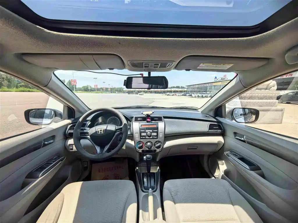 Honda City Classic 1.5L Auto Elite Edition, фото 5