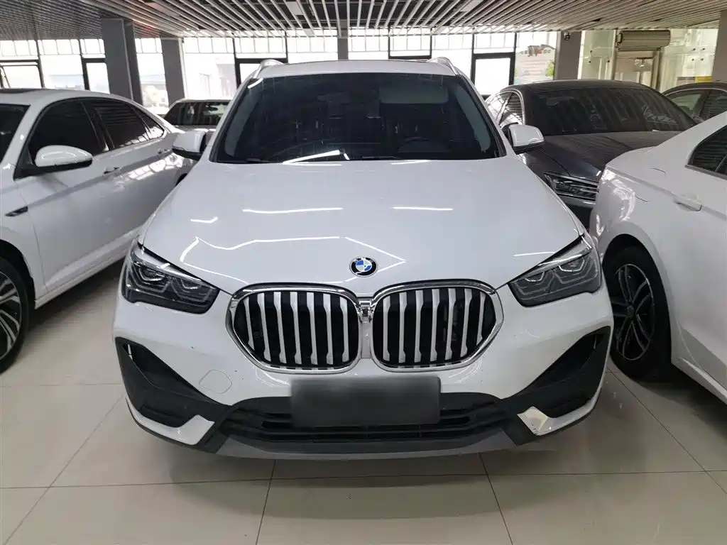 BMW  X1