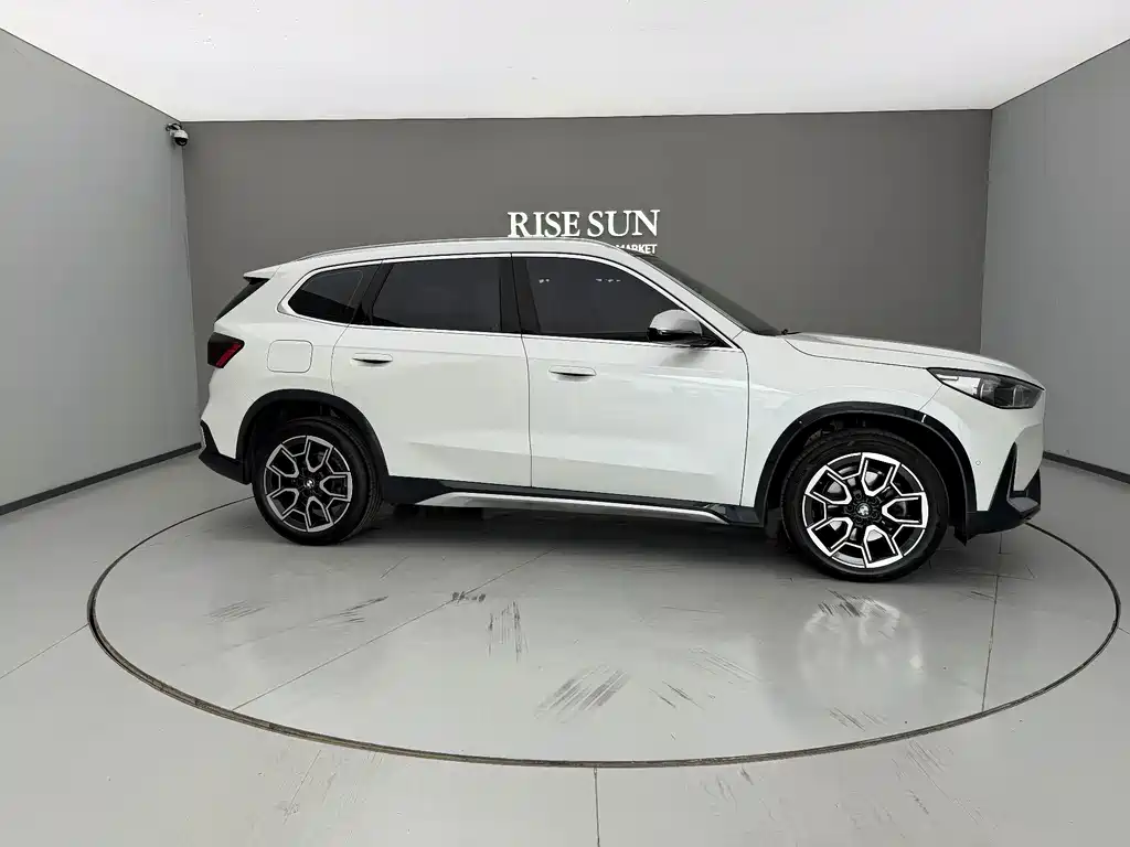 BMW X1 — миниатюра 3