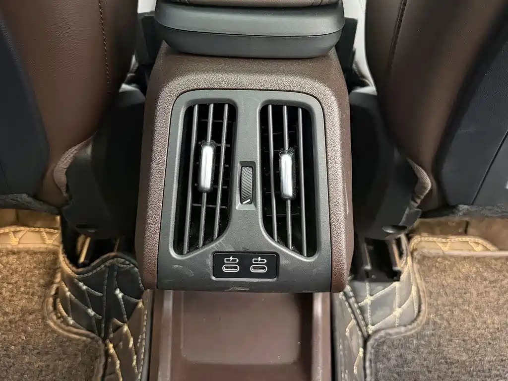 BMW X1 — миниатюра 19