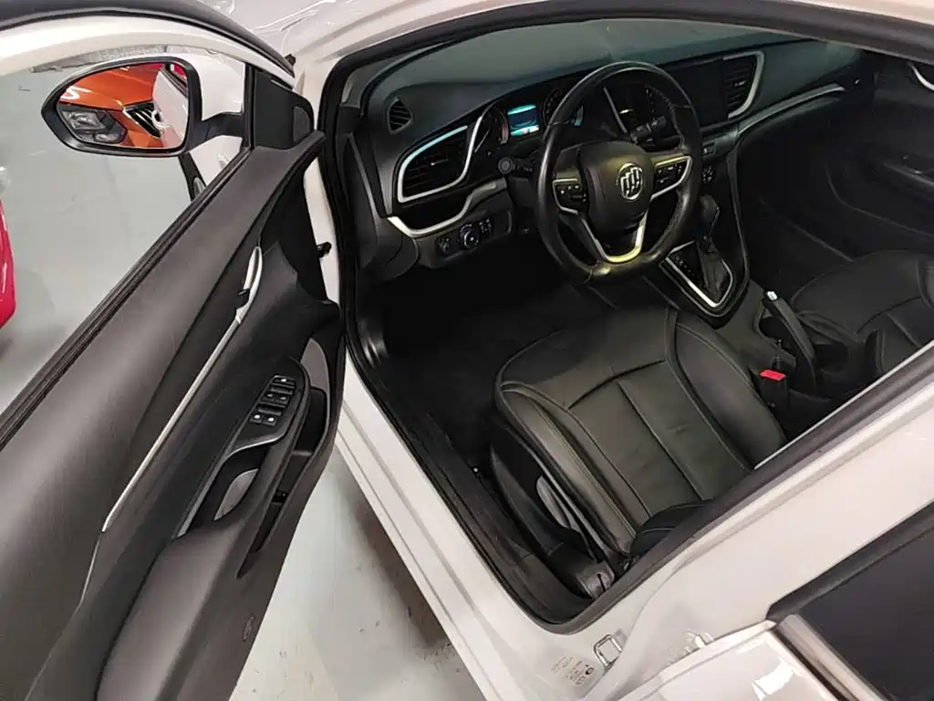 Buick Excelle — миниатюра 16