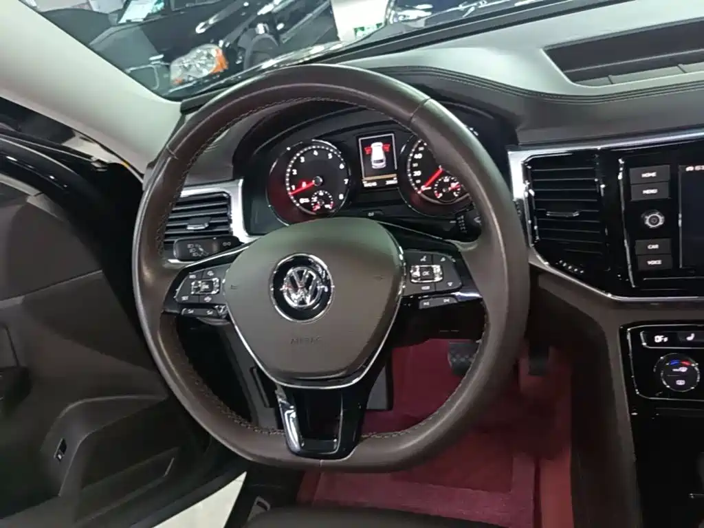 Volkswagen Teramont — миниатюра 11