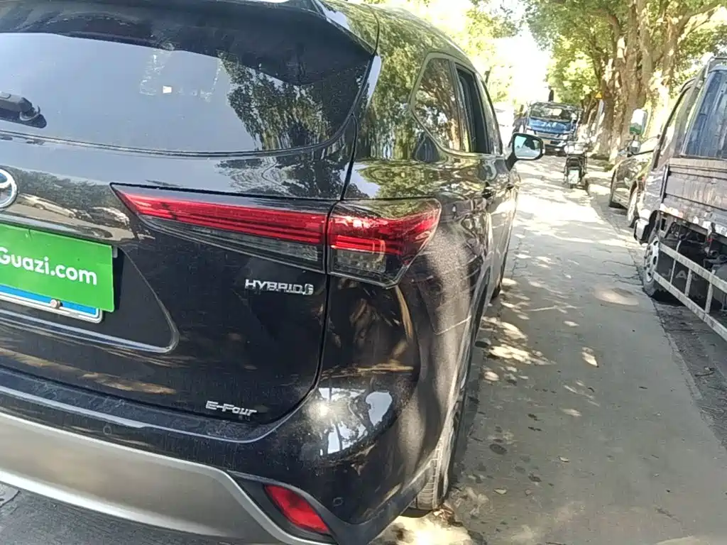 Toyota Highlander — миниатюра 8