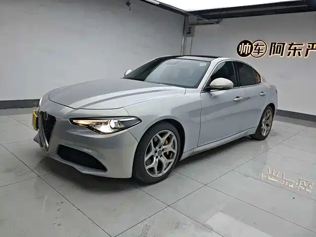 alfa-romeo giulia