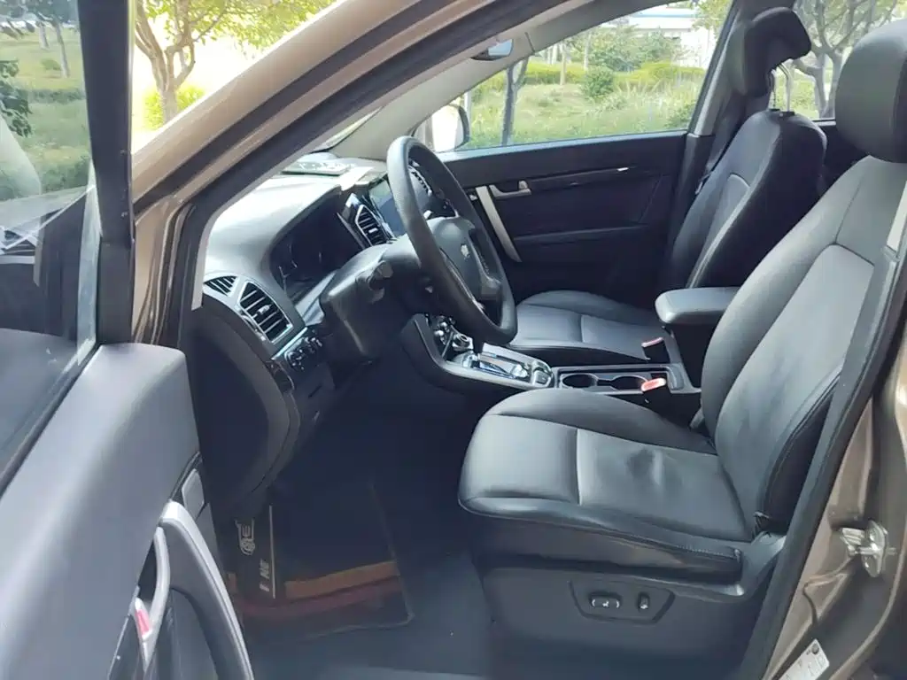 Chevrolet Captiva — миниатюра 15